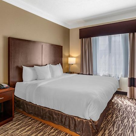 Comfort Suites Salem Buitenkant foto