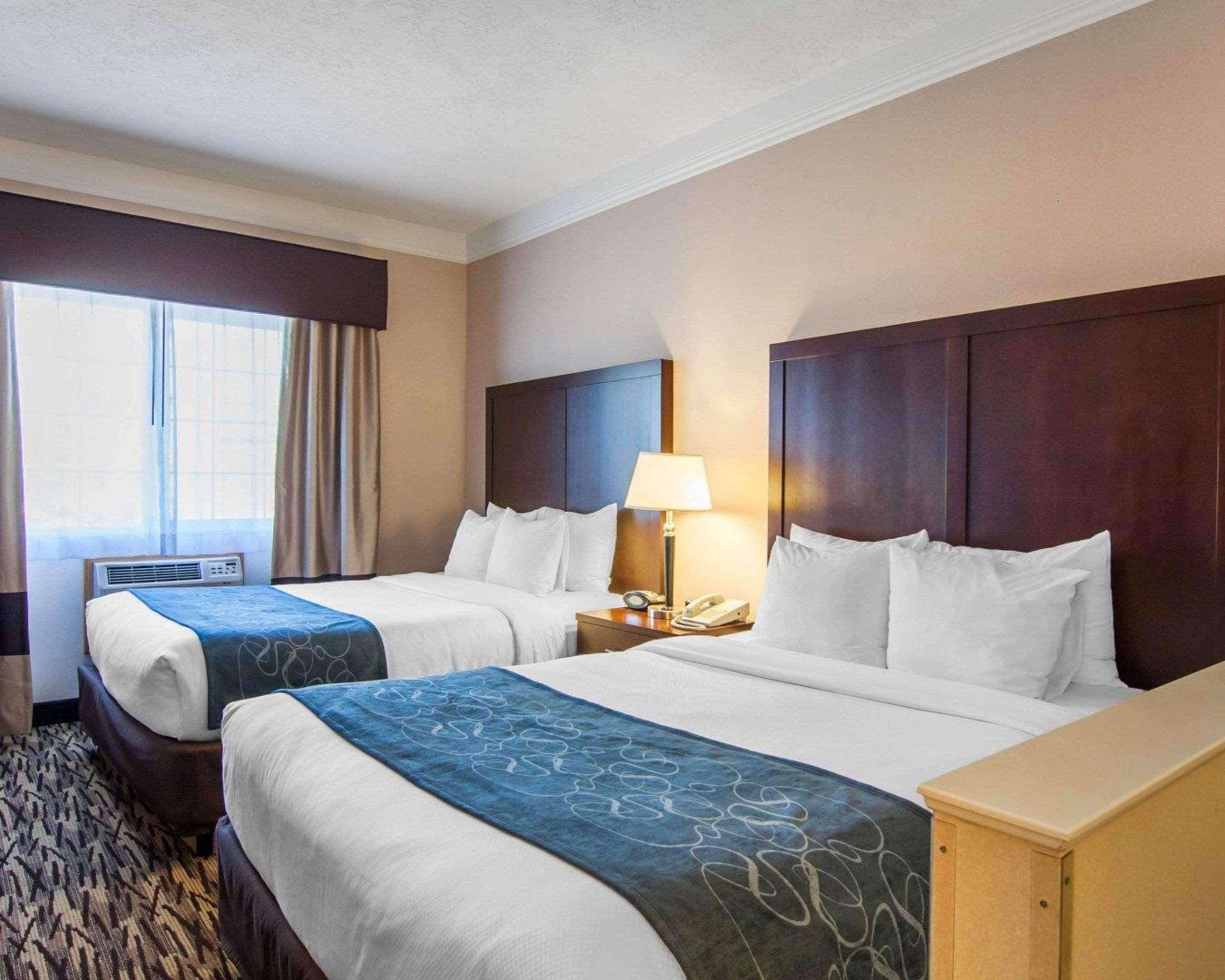 Comfort Suites Salem Buitenkant foto