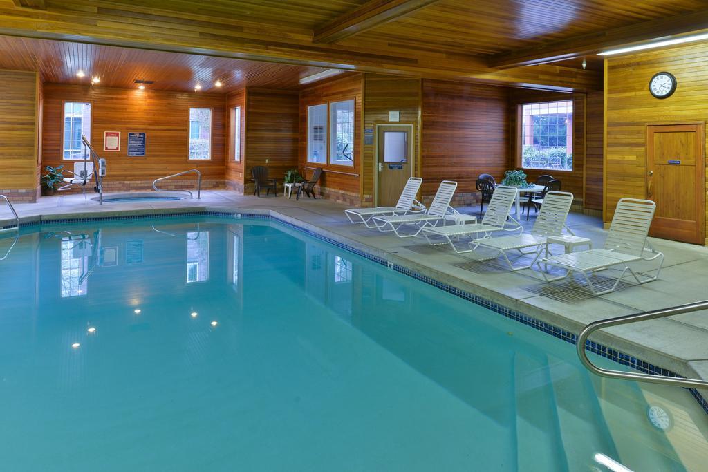 Comfort Suites Salem Buitenkant foto