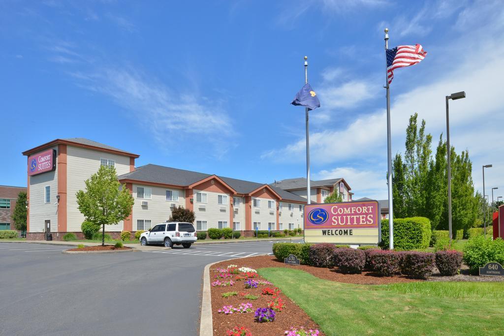 Comfort Suites Salem Buitenkant foto