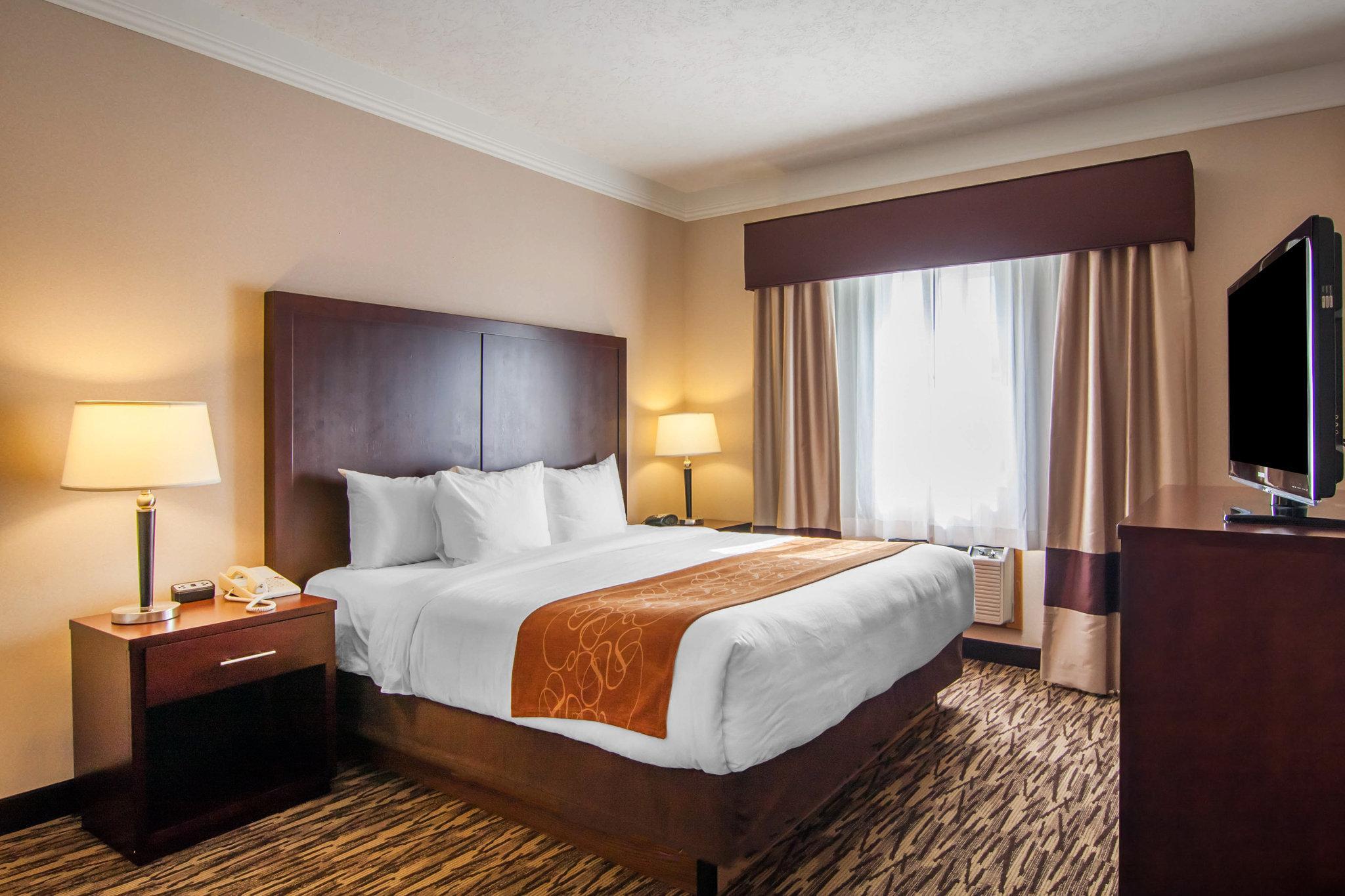 Comfort Suites Salem Buitenkant foto