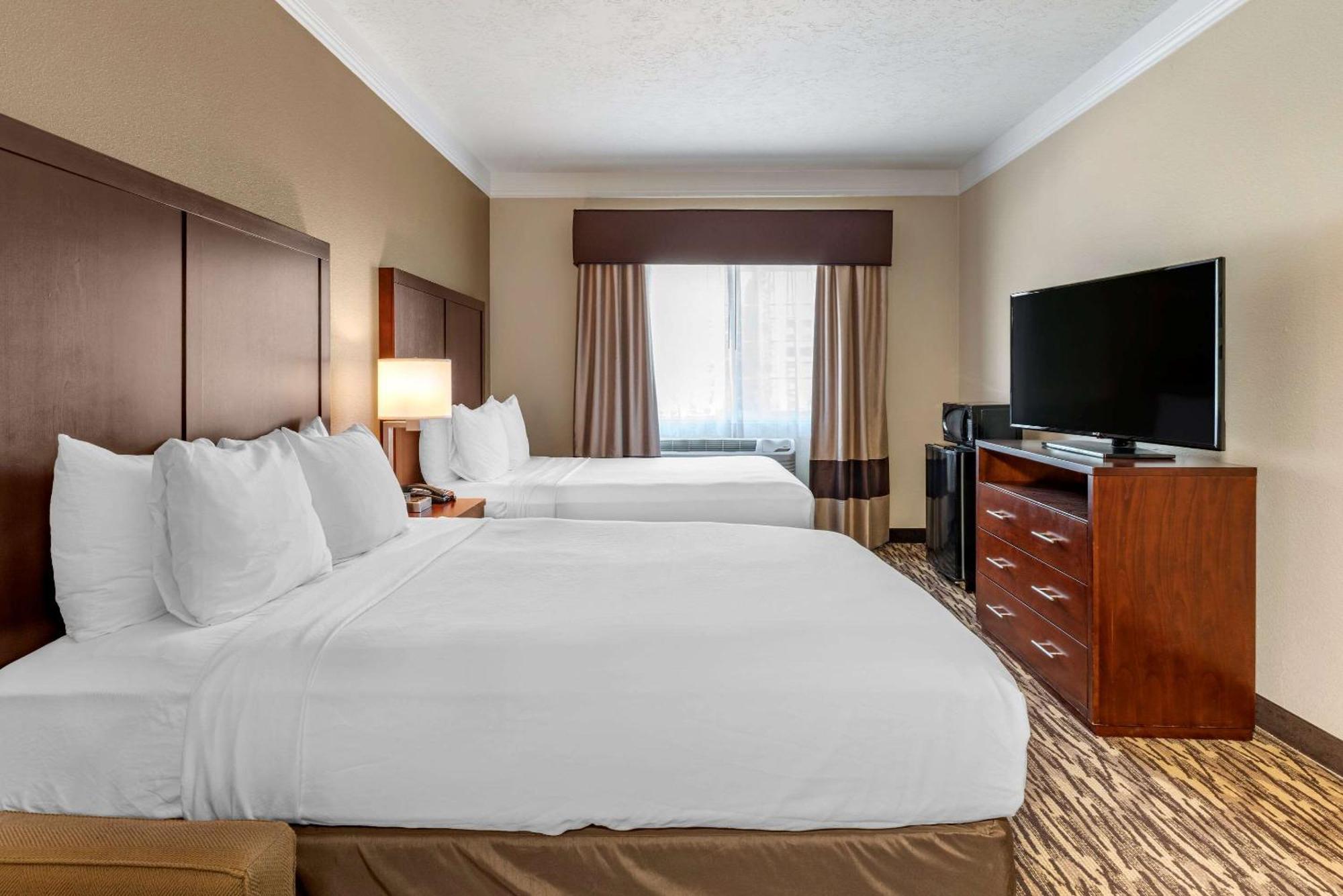 Comfort Suites Salem Buitenkant foto