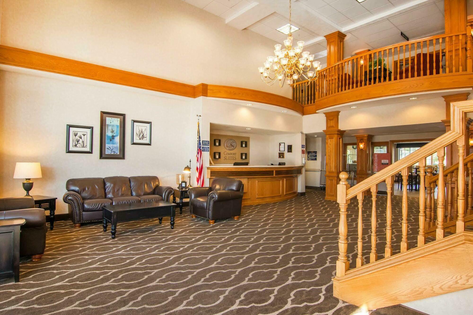 Comfort Suites Salem Buitenkant foto